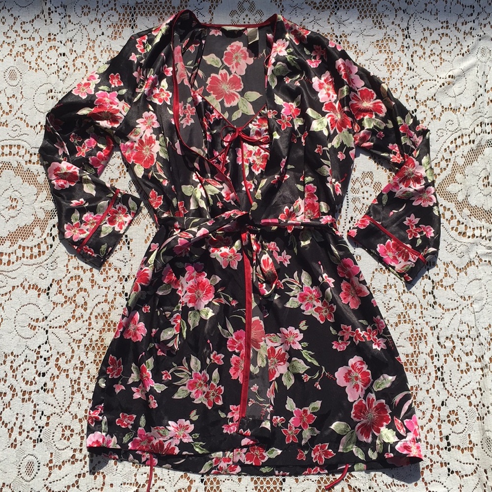 Silky Floral Robe & slip set